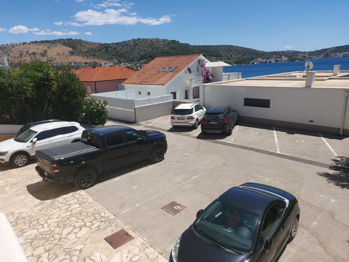 Apartman Slavica Рогозница Экстерьер фото
