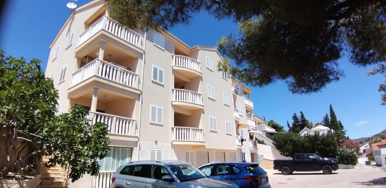 Apartman Slavica Рогозница Экстерьер фото